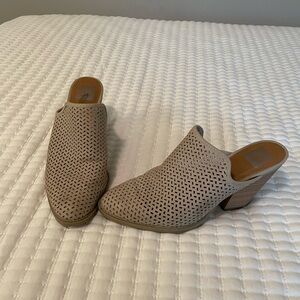 Dolce Vita chunky clog